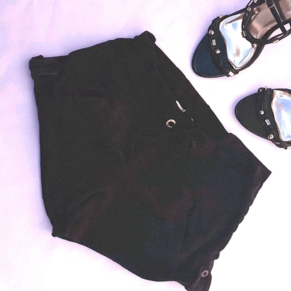 Sweet Juliet Sweat shorts
